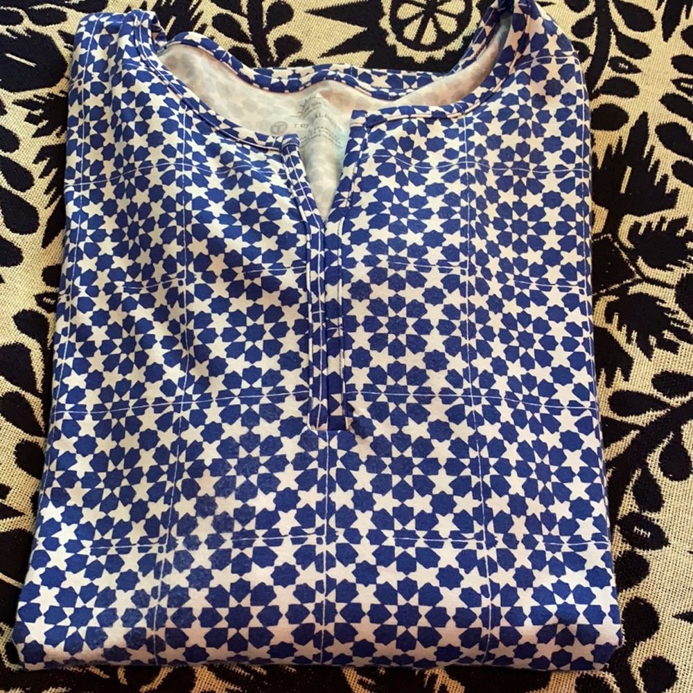 T By Talbots UPF 50+ Rayon Spandex Tunic - Picture 6 of 6